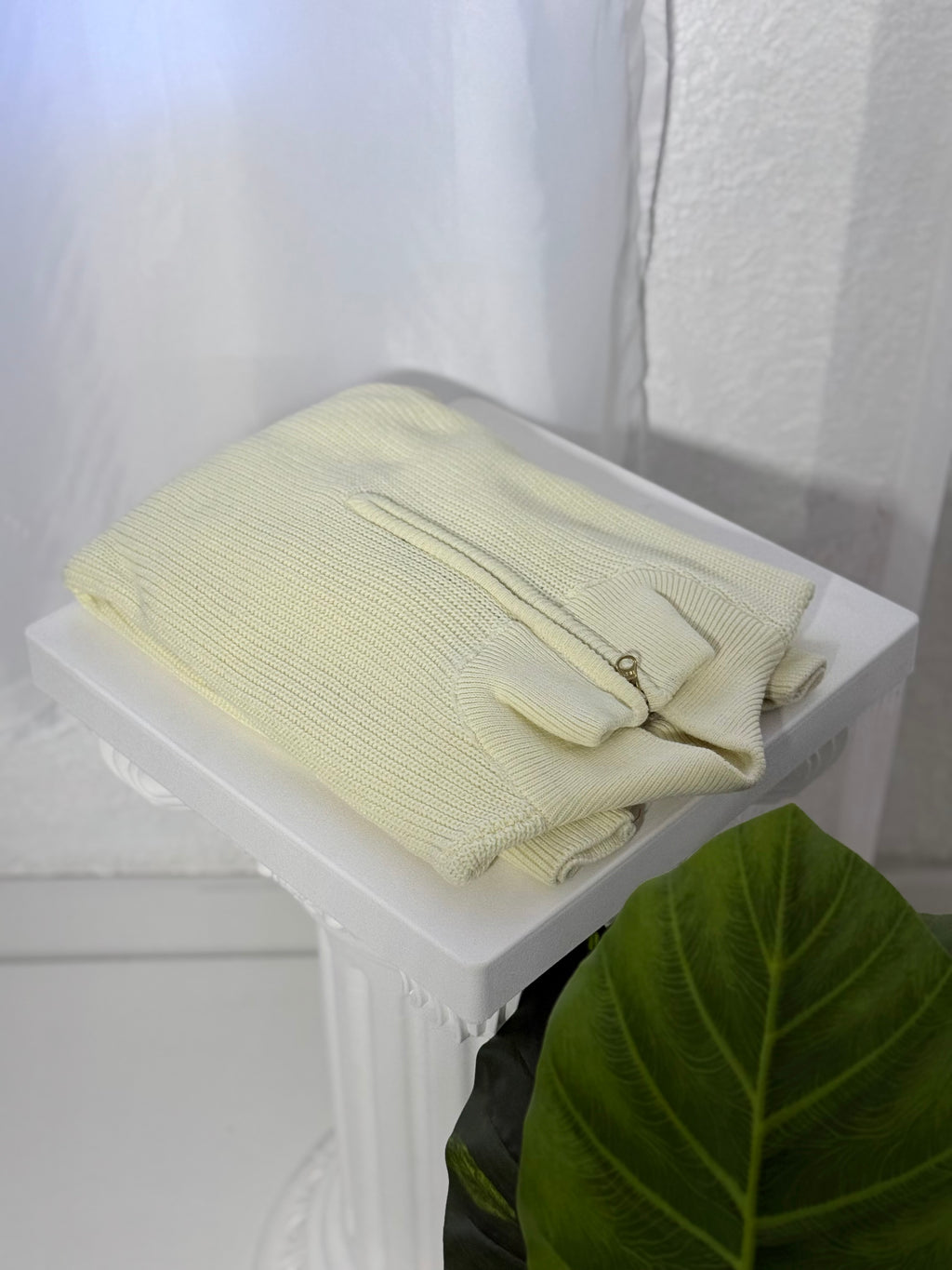 Zipper pullover sweatshirt